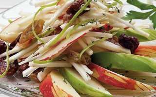 20 вкусных салатов с сельдереем, которые стоит приготовить
