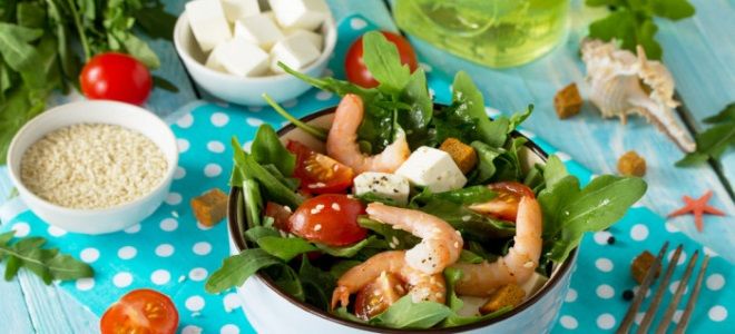 салат с креветками и сыром сиртаки